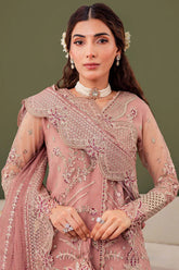 Detailed embroidered sleeves of Rosa by Farasha